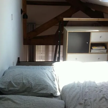 Loft Renove Au Coeur De Holiday home