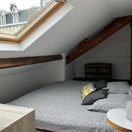 Holiday home Loft Renove Au Coeur De *